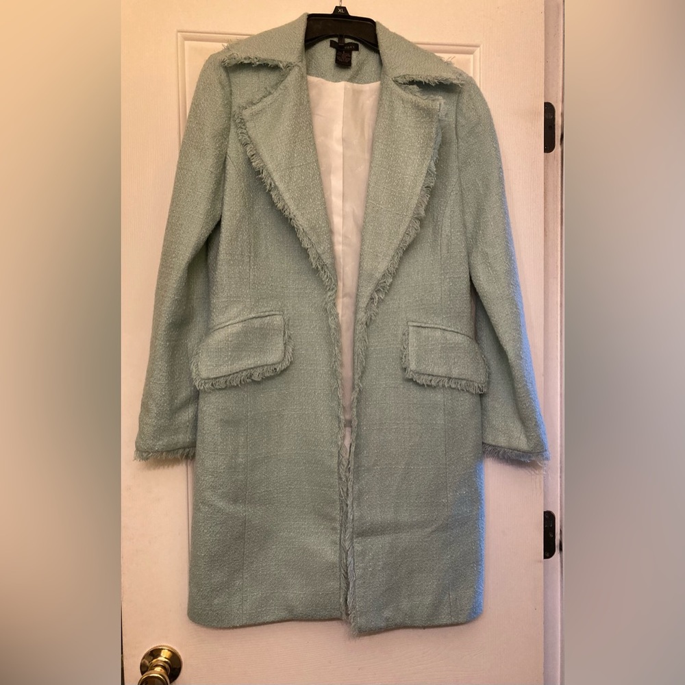 WDNY brand, size 6, gorgeous coat